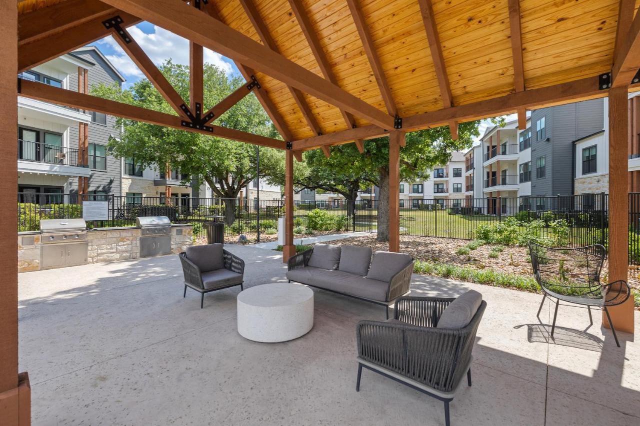 Kasa Southeast-Airport Austin Aparthotel Bagian luar foto