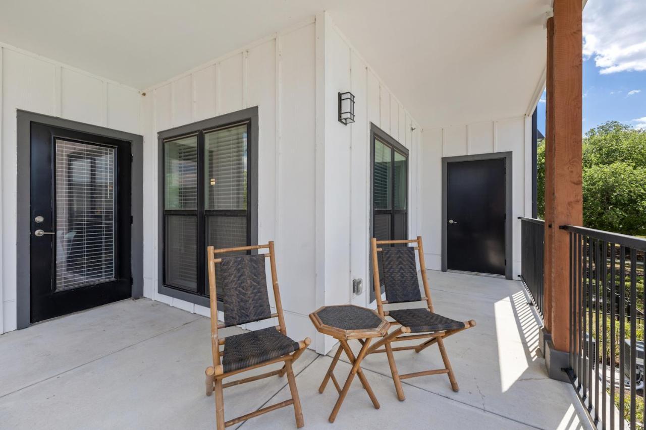 Kasa Southeast-Airport Austin Aparthotel Bagian luar foto