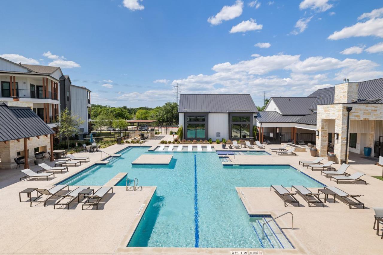Kasa Southeast-Airport Austin Aparthotel Bagian luar foto