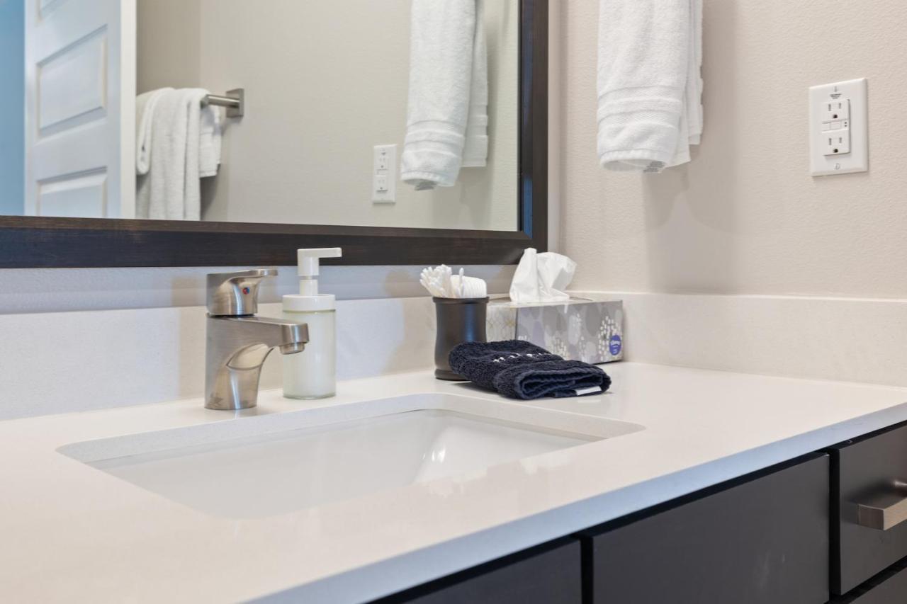Kasa Southeast-Airport Austin Aparthotel Bagian luar foto